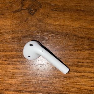 Left Airpod For replacement